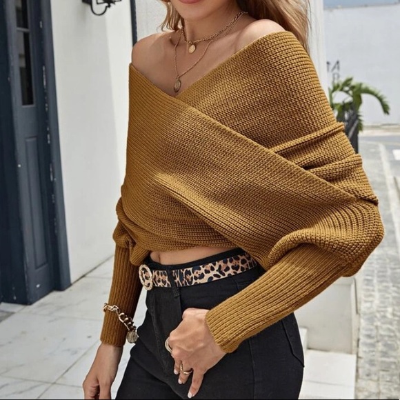 Sweater - Picture 2 of 3